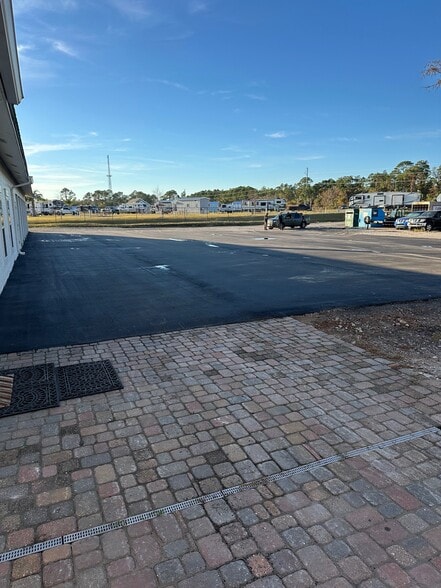 8406 Panama City Beach Pky, Panama City Beach, FL à louer - Photo du bâtiment - Image 3 de 4