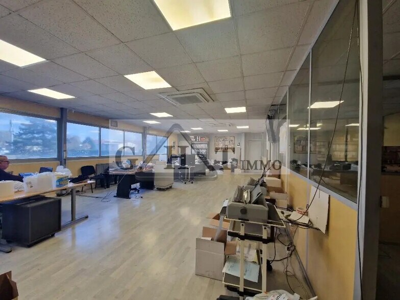 Industriel dans Bobigny à louer - Photo intérieure - Image 2 de 6