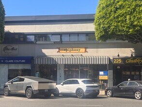 223-231 S Beverly Dr, Beverly Hills, CA à louer Photo du bâtiment- Image 1 de 5