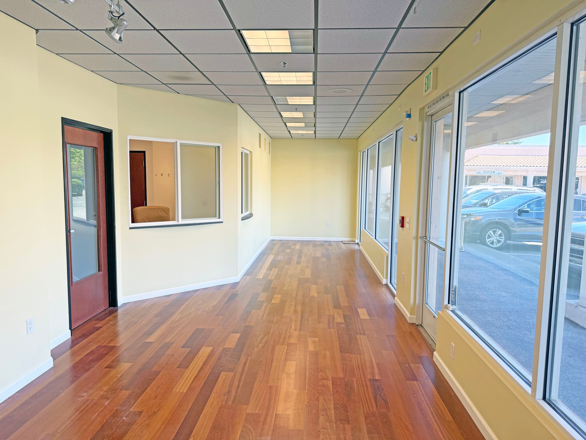 8465 Old Redwood Hwy, Windsor, CA for lease Interior Photo- Image 1 of 7