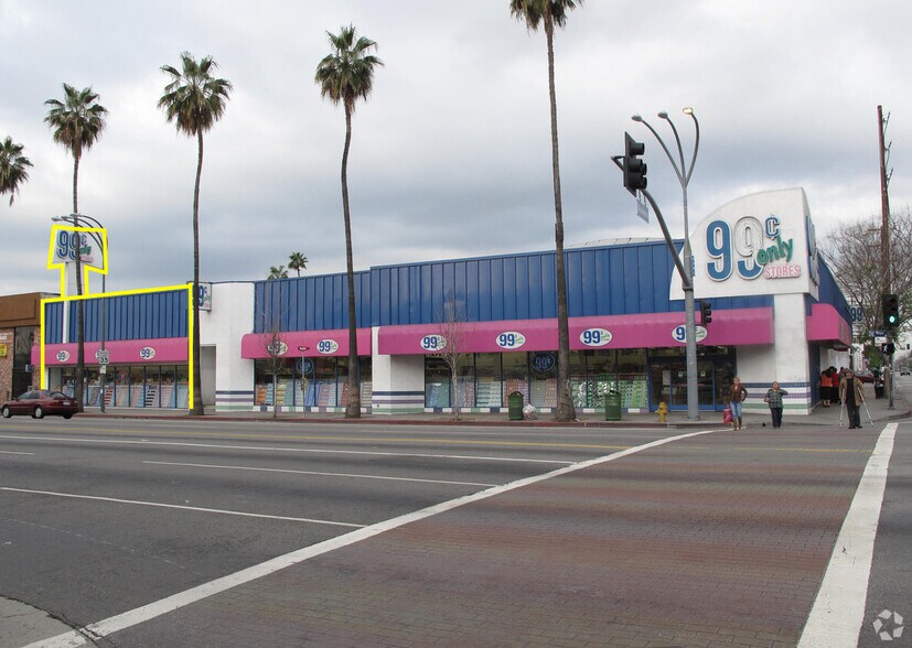 6745 Van Nuys Blvd, Van Nuys, CA à louer - Photo du bâtiment - Image 3 de 8