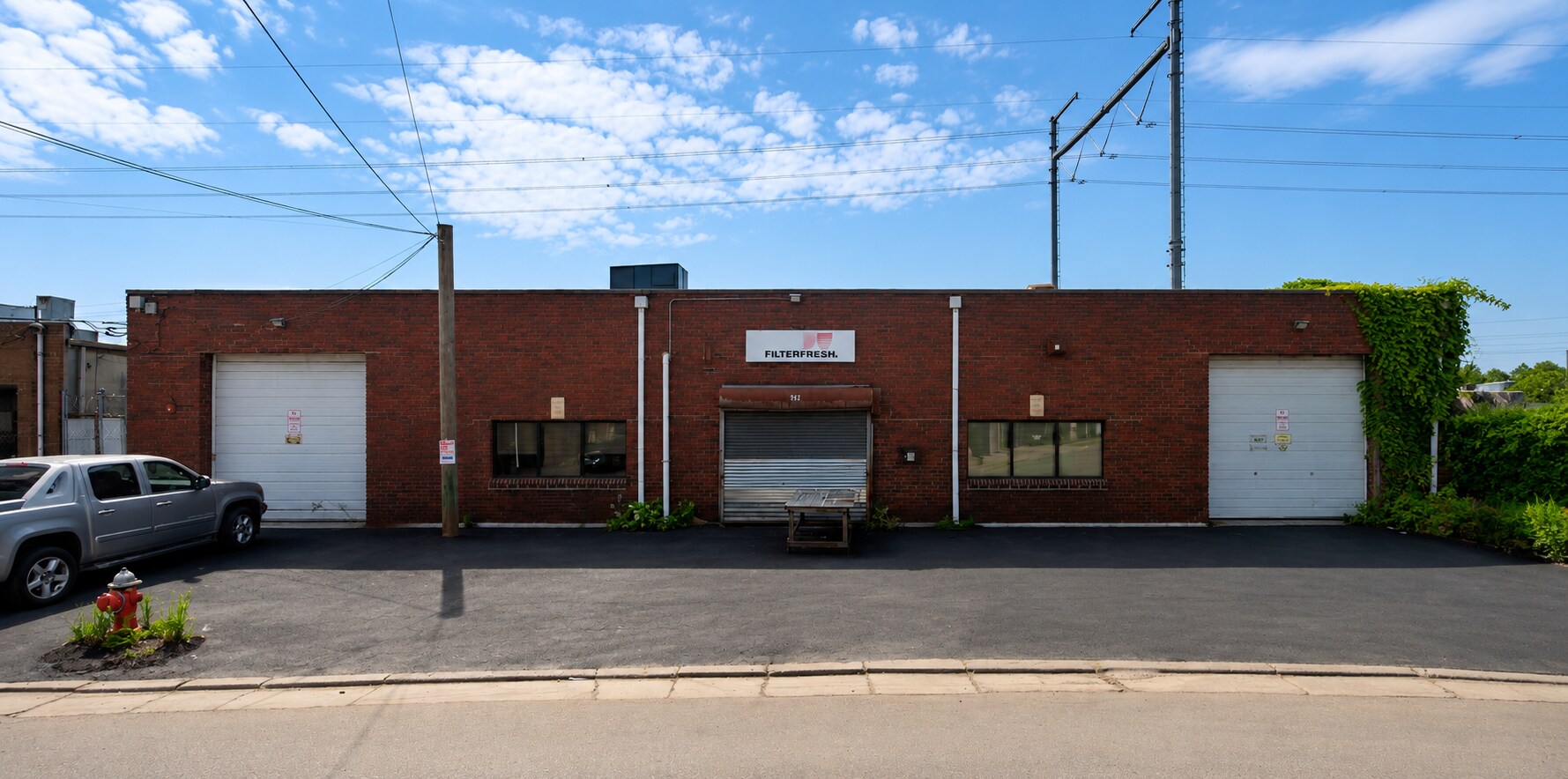 204 Columbus Ave, Roselle, NJ à louer Photo du bâtiment- Image 1 de 2