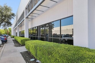 200 Parker Dr, Austin, TX for lease Interior Photo- Image 1 of 7