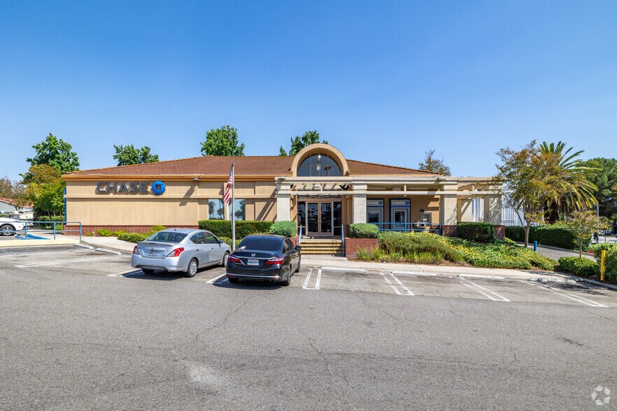 29640 Rancho California Rd, Temecula, CA à vendre - Photo du bâtiment - Image 3 de 5