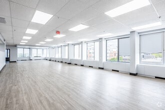 25 E Salem St, Hackensack, NJ à vendre Photo intérieure- Image 2 de 6