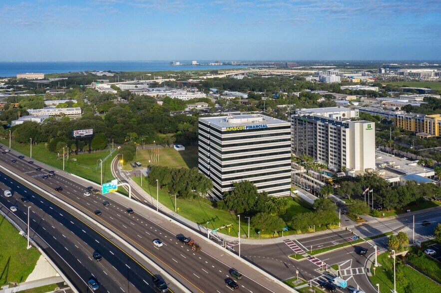 600 N Westshore Blvd, Tampa, FL à louer - Aérien - Image 3 de 37