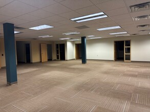 100 Interstate Corporate Ctr, Williston, VT for lease Interior Photo- Image 2 of 5