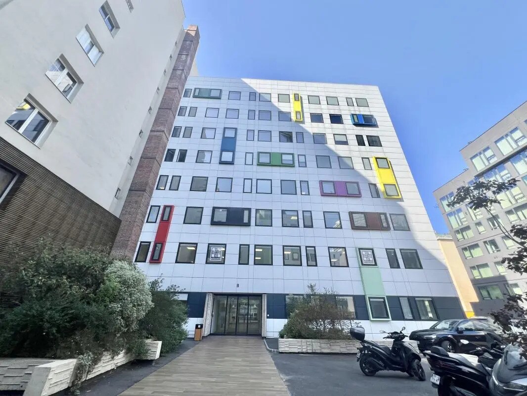 Bureau dans Issy-les-Moulineaux à louer Photo du bâtiment- Image 1 de 8