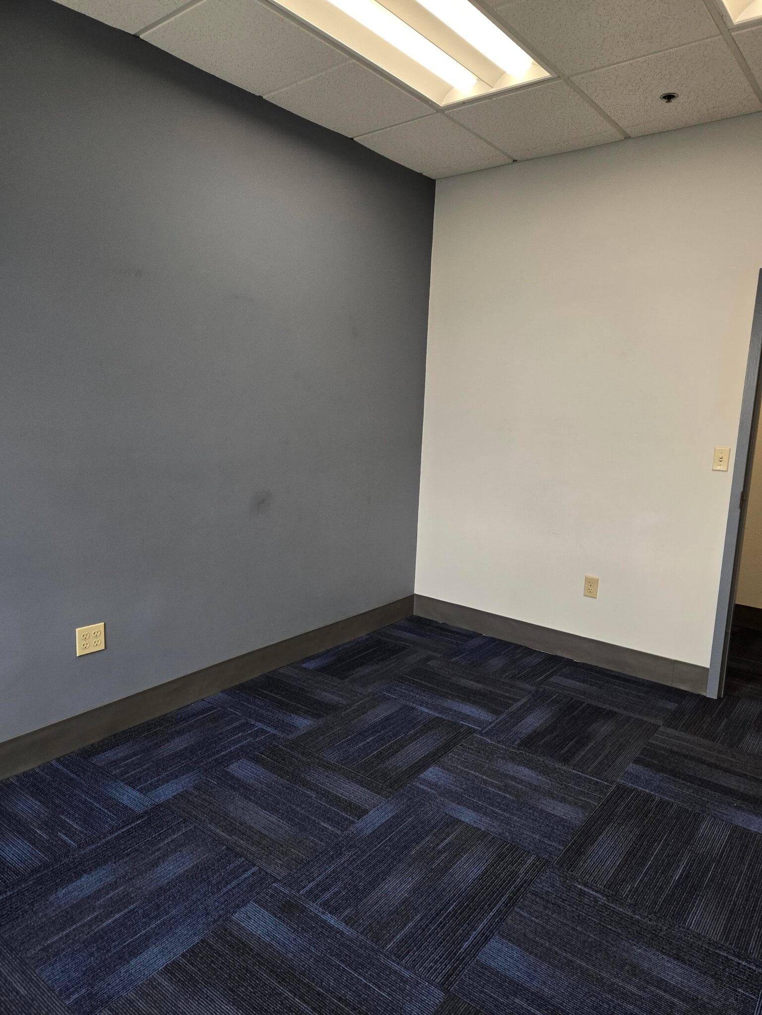 20 Commercial Dr, Dracut, MA à louer Photo intérieure- Image 1 de 3