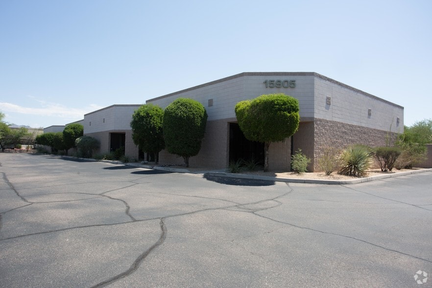 15905 N Greenway Hayden Loop, Scottsdale, AZ for lease - Building Photo - Image 2 of 3