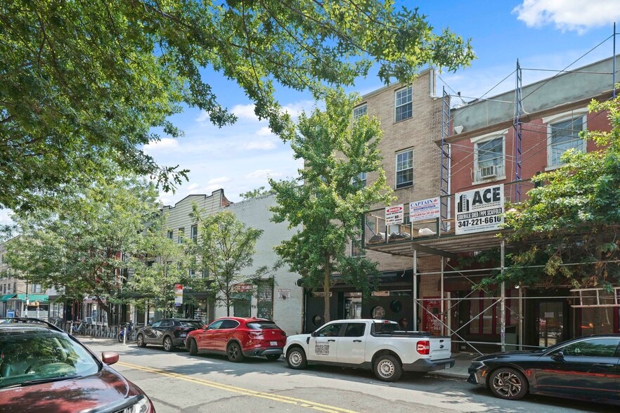 296 Grand St, Brooklyn, NY for sale - Building Photo - Image 2 of 55