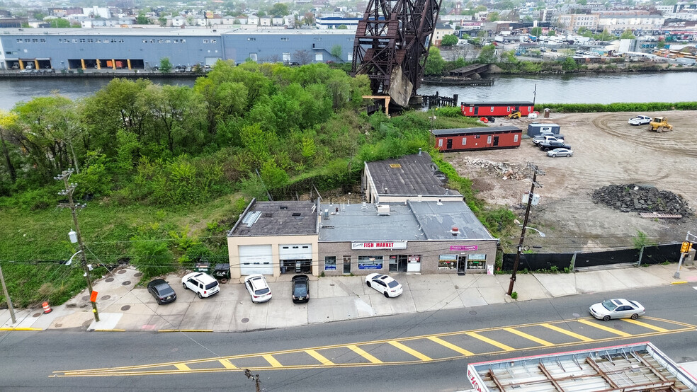 9 Passaic Ave, Kearny, NJ for sale - Building Photo - Image 1 of 8