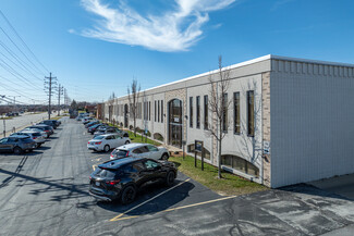 Plus de détails pour 3505-3535 N 124th St, Brookfield, WI - Flex à vendre