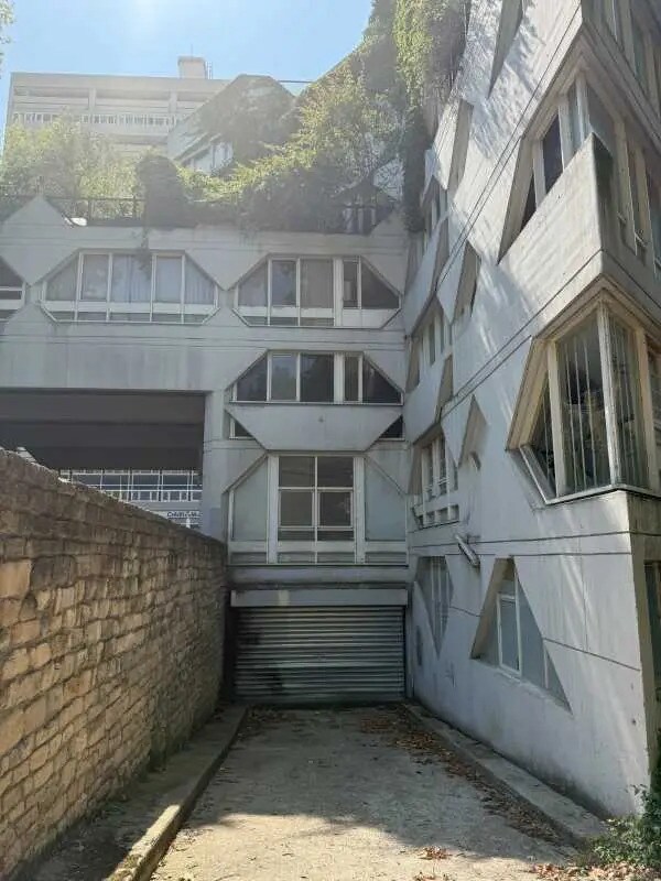 Flex in Ivry-sur-Seine for lease Building Photo- Image 1 of 10