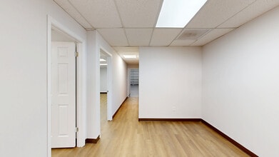 3443-3479 Parkway Center Ct, Orlando, FL à louer Numérisation 3D de Matterport- Image 1 de 8