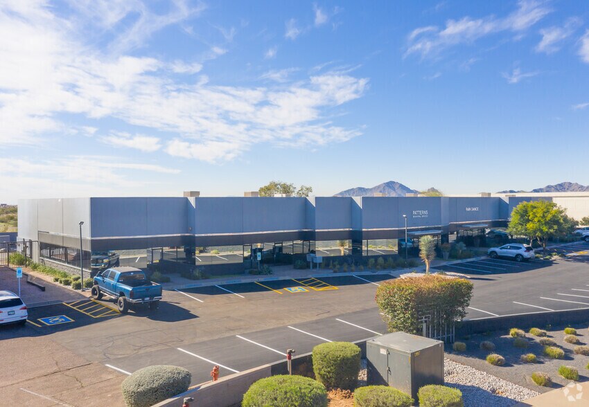 9525 E Doubletree Ranch Rd, Scottsdale, AZ for lease - Primary Photo - Image 1 of 8