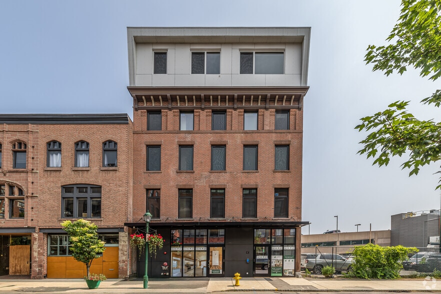 29-33 Crown St, New Haven, CT for lease - Primary Photo - Image 1 of 31