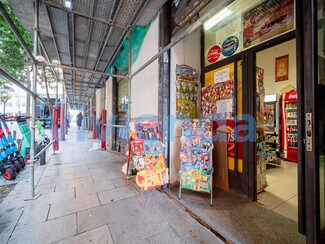 Plus de détails pour Multi-résidentiel à vendre