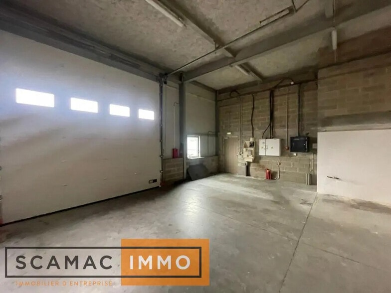 Bureau dans Brétigny-sur-Orge à louer - Photo intérieure - Image 3 de 9