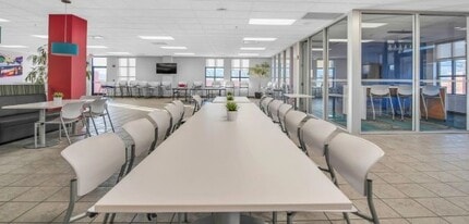 28405 Van Dyke Ave, Warren, MI for lease Interior Photo- Image 1 of 4