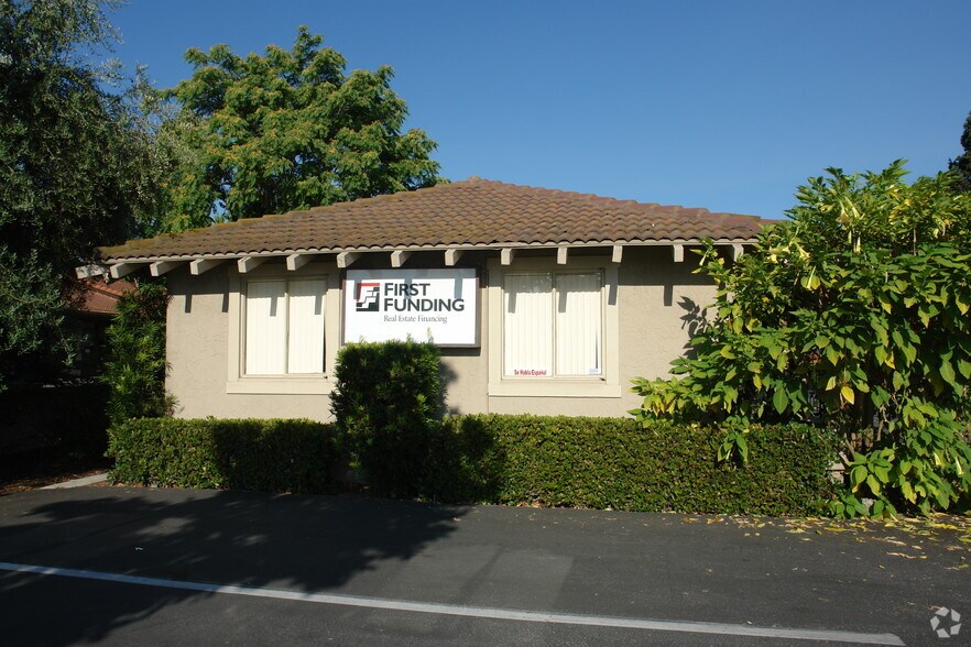2077 S Bascom Ave, Campbell, CA for lease - Primary Photo - Image 1 of 2