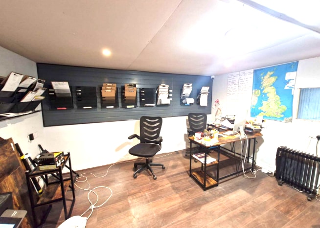 Cherry Tree Rd, Doncaster à louer Photo intérieure- Image 1 de 3