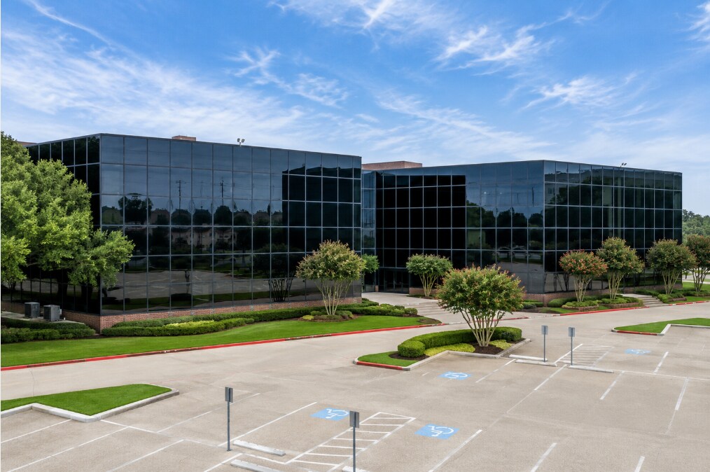 3000 Wilcrest Dr, Houston, TX à louer Photo du bâtiment- Image 1 de 8