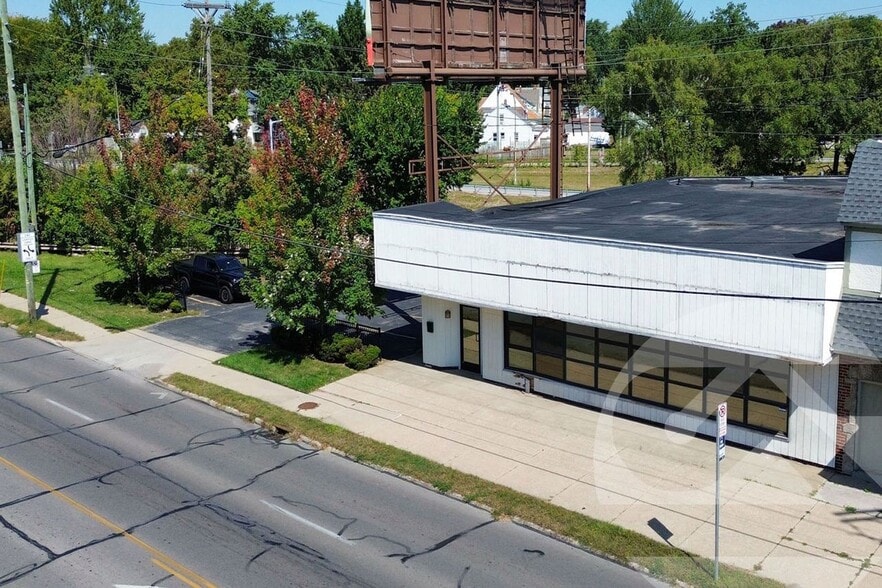 4354 Monroe St, Toledo, OH for sale - Building Photo - Image 1 of 1