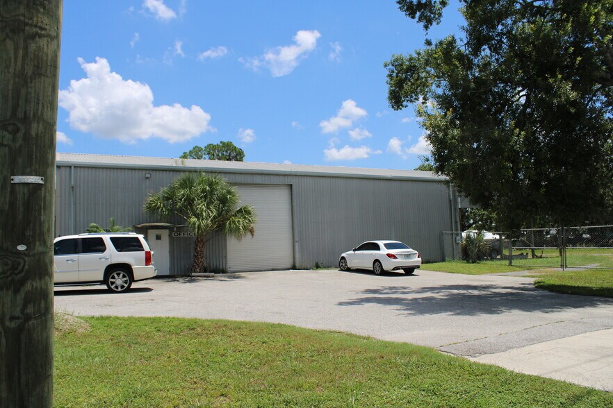 607 Prairie Mine Rd, Mulberry, FL à vendre - Photo principale - Image 1 de 20