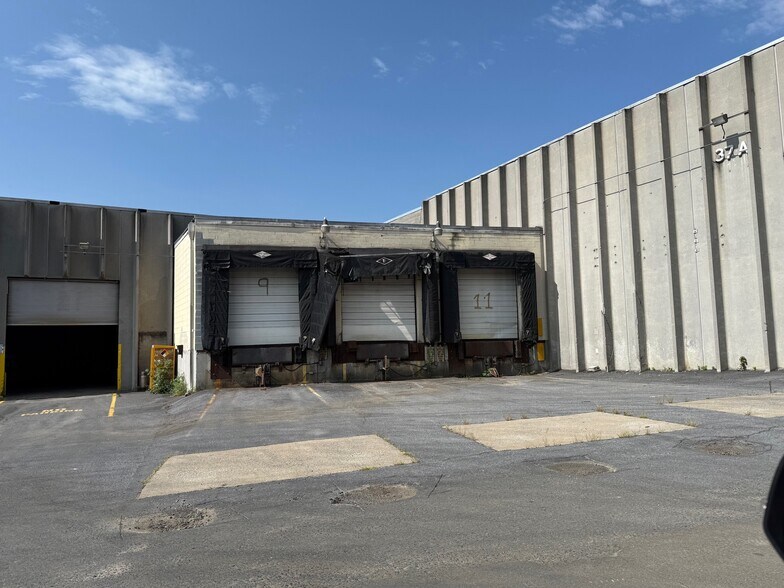 551 Fairmont Ave, Winchester, VA à louer - Photo du bâtiment - Image 2 de 6