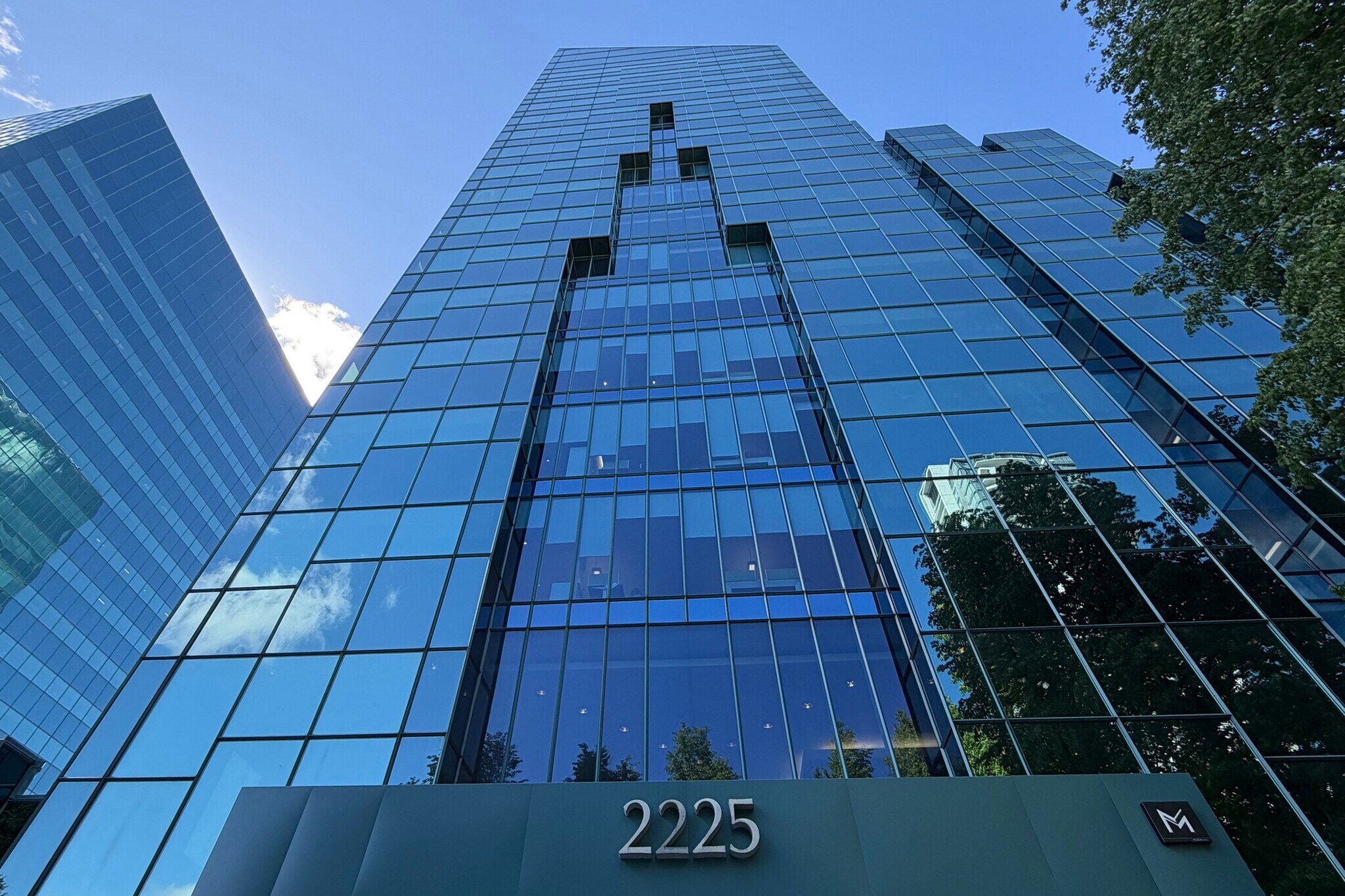 2225 Sheppard Ave E, Toronto, ON for lease Building Photo- Image 1 of 21
