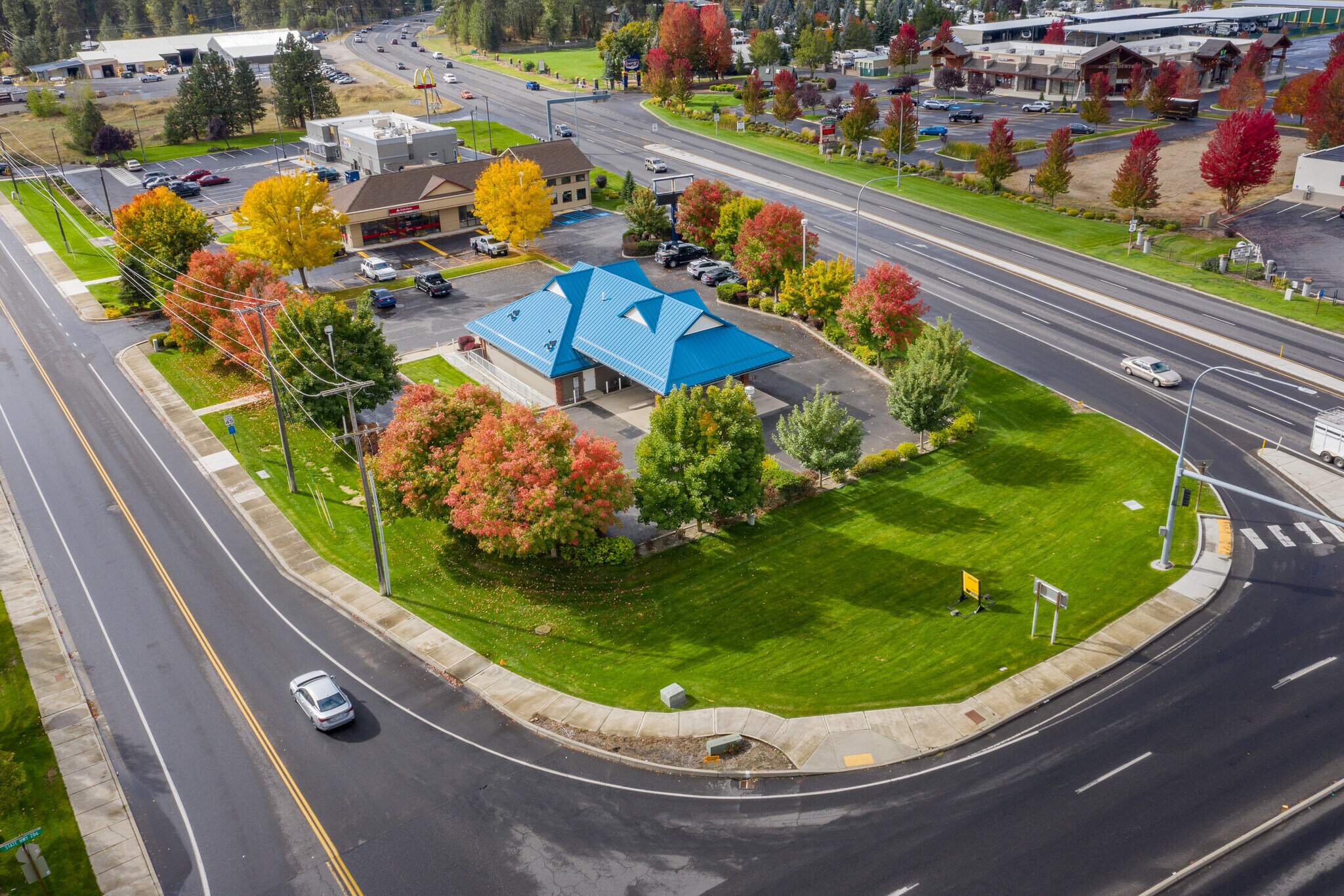 14124 N Newport Hwy, Mead, WA à vendre Photo du bâtiment- Image 1 de 6