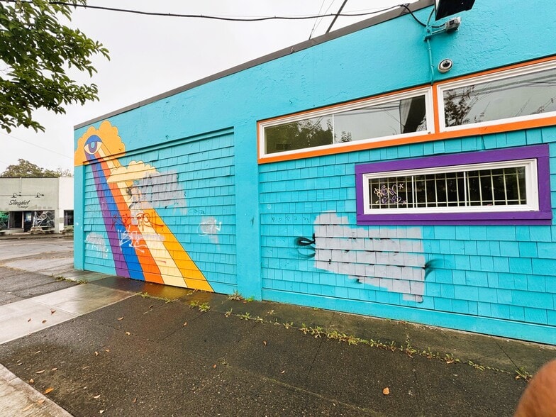 5522 SE Foster Rd, Portland, OR for sale - Building Photo - Image 2 of 10
