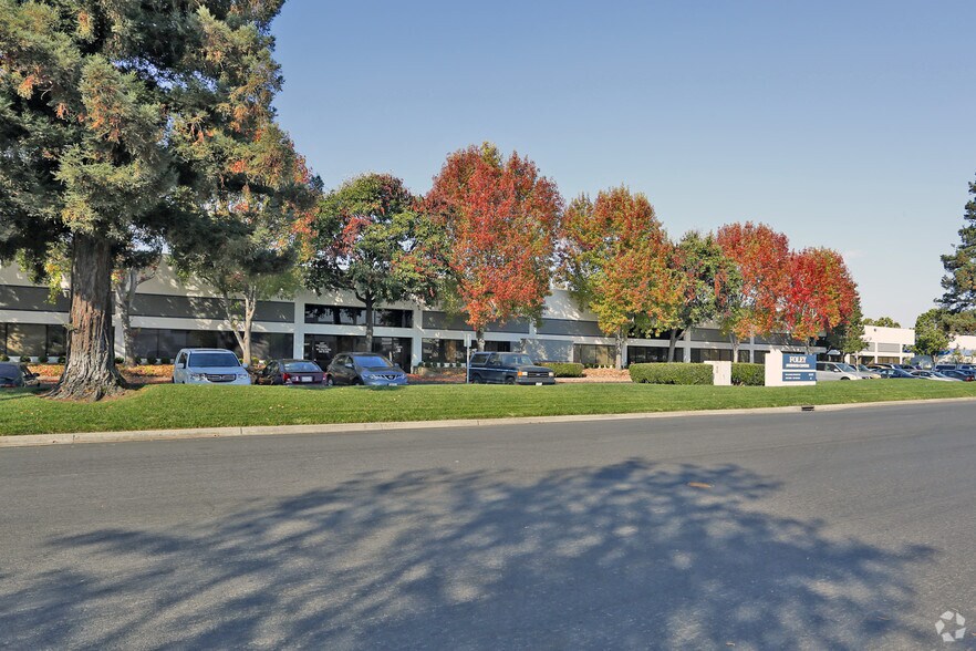 23585-23773 Foley St, Hayward, CA à louer - Photo du bâtiment - Image 2 de 5