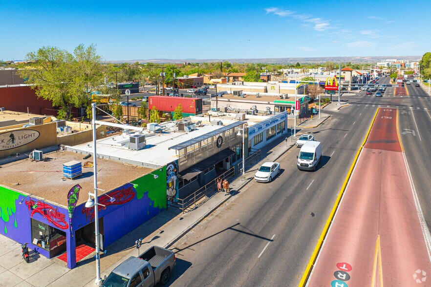 2216 Central Ave SE, Albuquerque, NM à vendre - Photo du bâtiment - Image 3 de 20