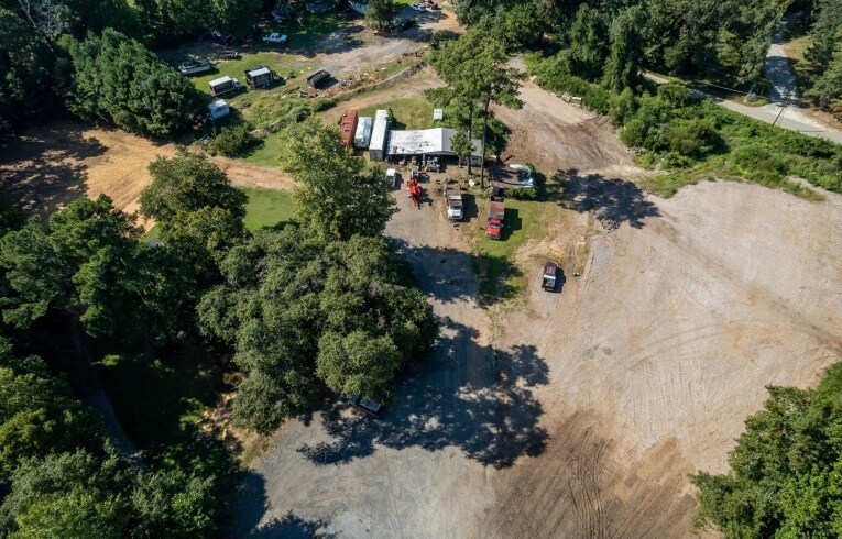 1250 Robin Ln, Acworth, GA à vendre - Photo du bâtiment - Image 2 de 5