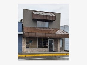 329 E Main St, Auburn, WA à louer Photo intérieure- Image 1 de 14