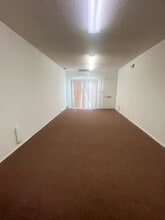 2100 N Sepulveda Blvd, Manhattan Beach, CA for lease Interior Photo- Image 1 of 7