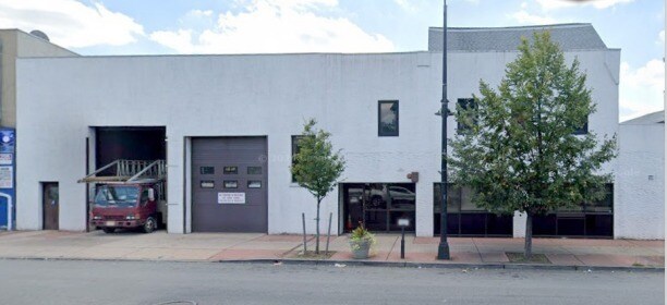1050 Elizabeth Ave, Elizabeth, NJ à louer Photo du bâtiment- Image 1 de 6