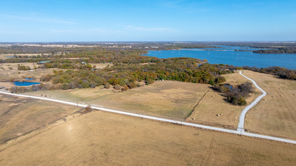 11 acs Pop Noah Rd, Collinsville, TX for sale - Aerial - Image 2 of 17