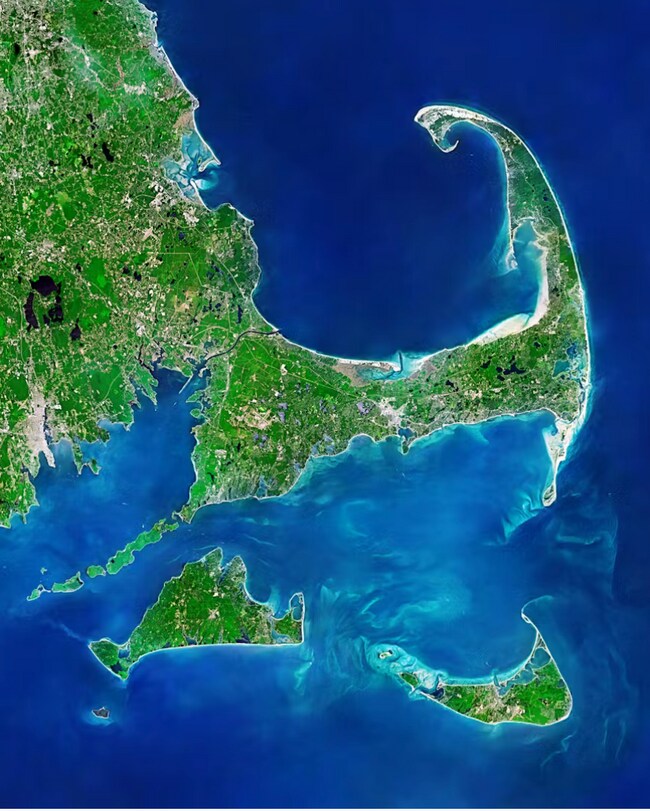 More details for 168 S Sea Ave, West Yarmouth, MA - Specialty for Sale