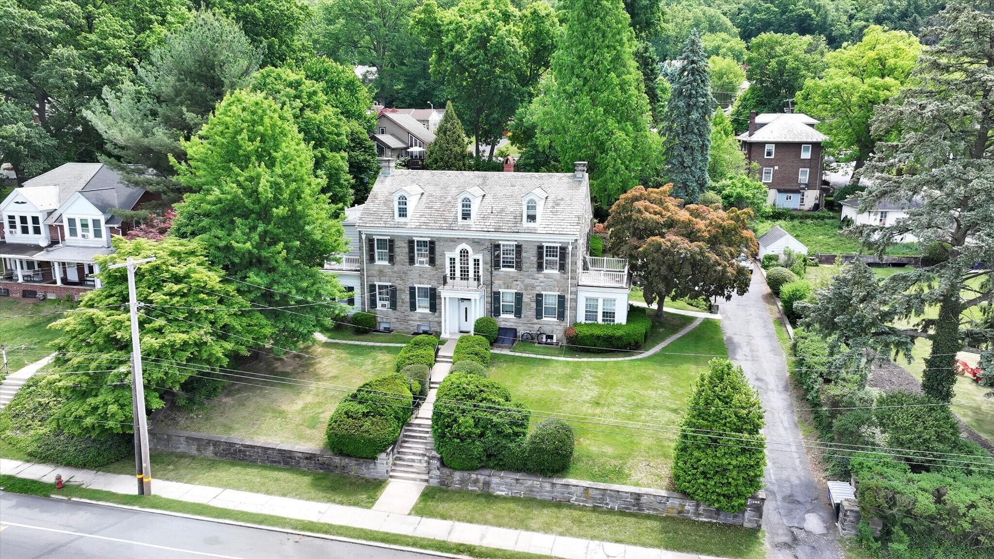 1305 Hampden Blvd, Reading, PA à vendre Photo du bâtiment- Image 1 de 51
