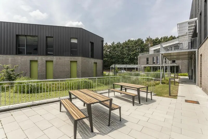61 Rue De La Cimaise, Villeneuve-d'Ascq à louer - Photo du bâtiment - Image 3 de 11