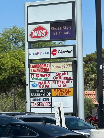 4440 E Charleston Blvd, Las Vegas, NV à louer - Photo du bâtiment - Image 3 de 6