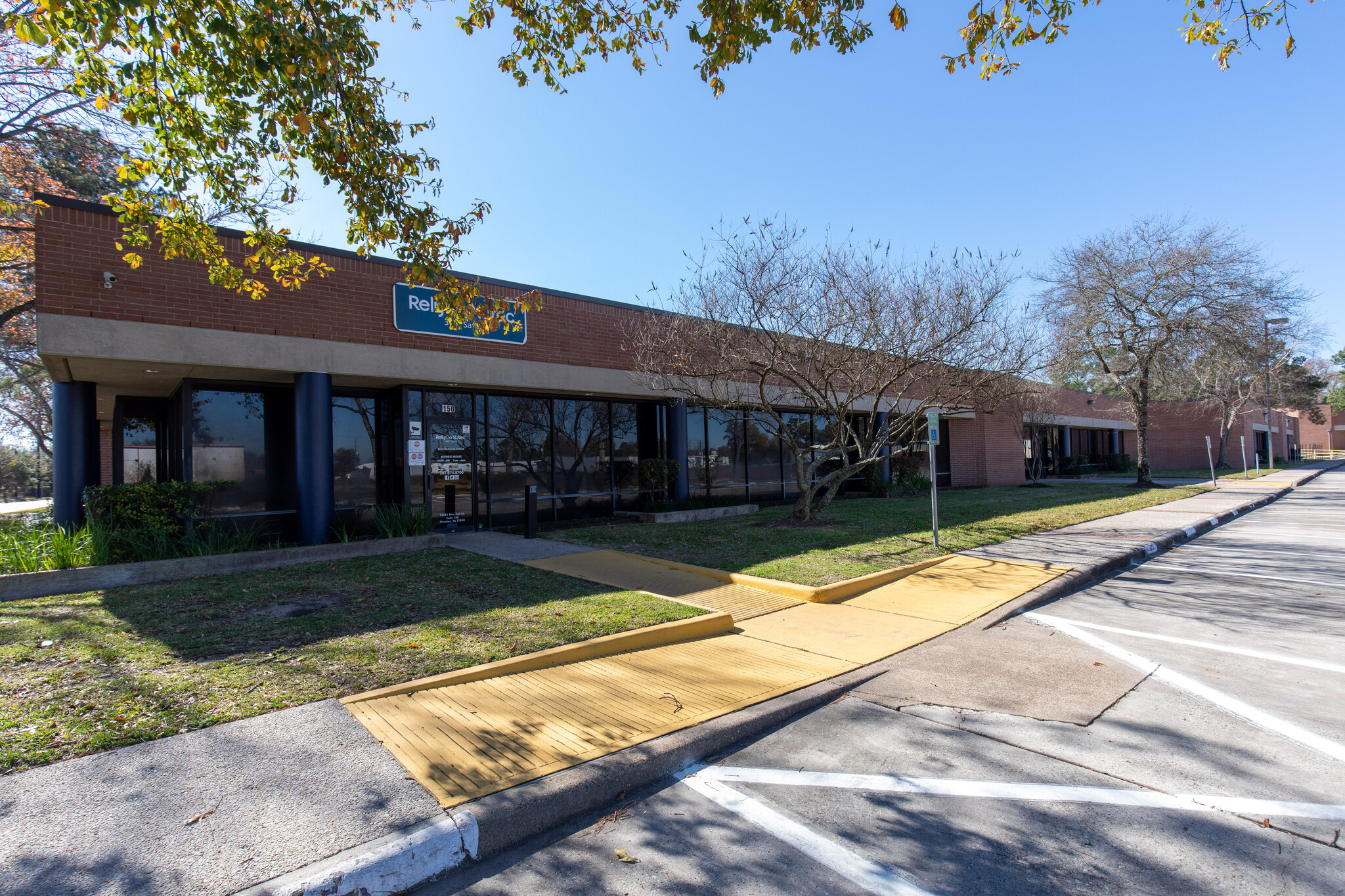 15621 Blue Ash Dr, Houston, TX for lease Building Photo- Image 1 of 11