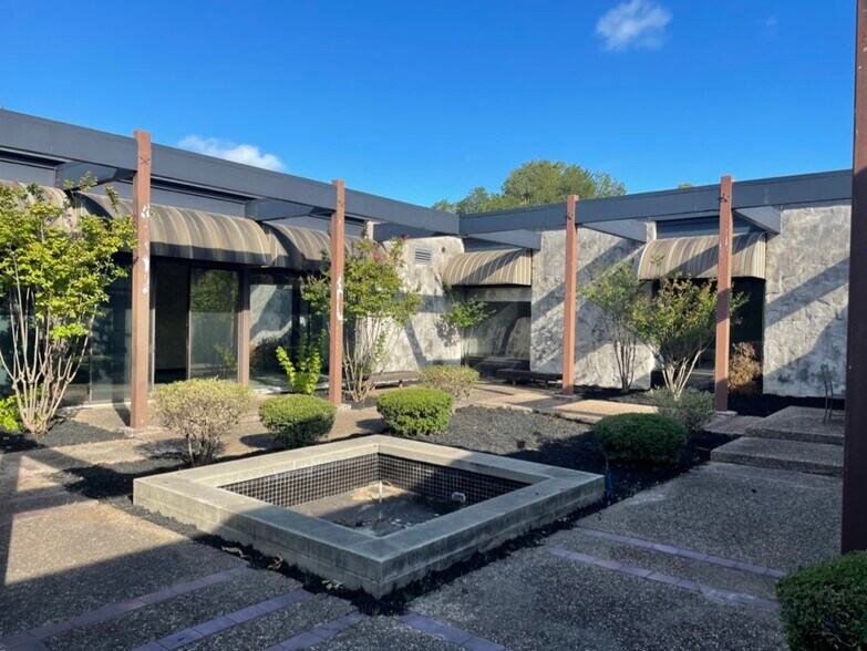 509 Corral Ln, Austin, TX à louer - Photo du bâtiment - Image 3 de 5