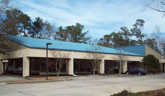 200 Greenleaves Blvd, Mandeville, LA for sale Primary Photo- Image 1 of 14
