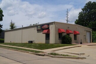 More details for 427 E Wabash Ave, O'Fallon, MO - Industrial for Sale