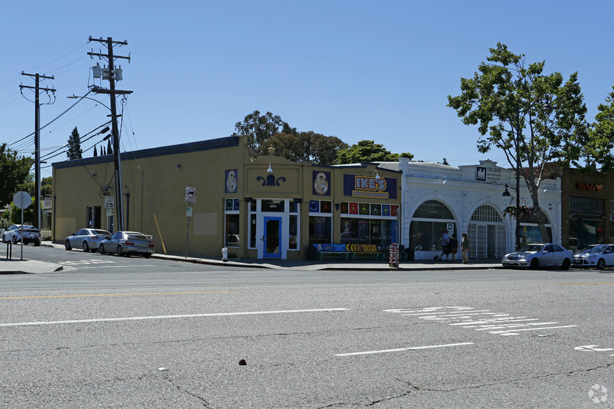 2245 The Alameda, Santa Clara, CA à vendre - Photo du bâtiment - Image 1 de 1