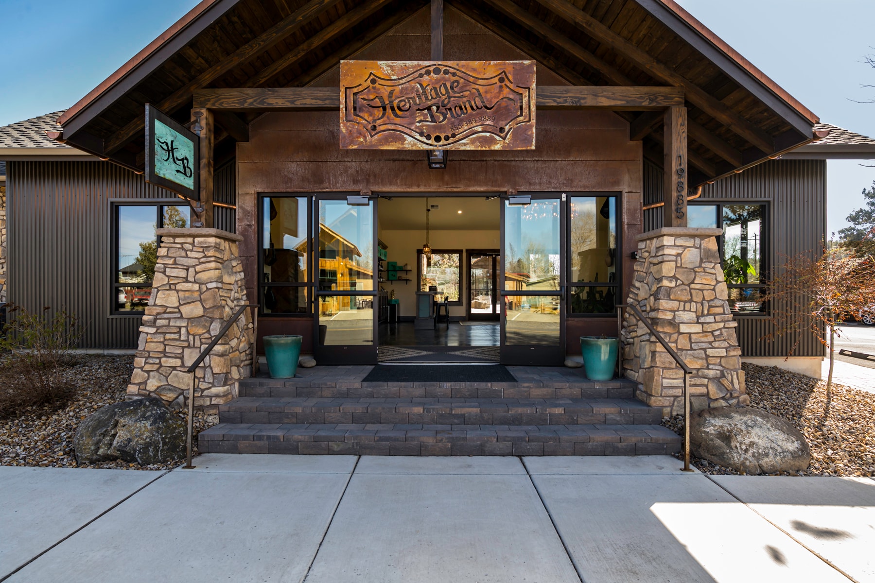 19885 7th St, Bend, OR for lease Primary Photo- Image 1 of 57